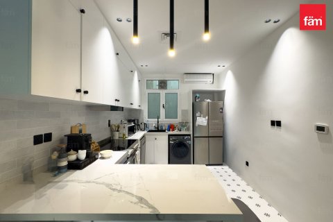 Adosado en Wadi Al Safa 2, Dubai, 3 dormitorios, 211.5 m², № 92091 - foto 5