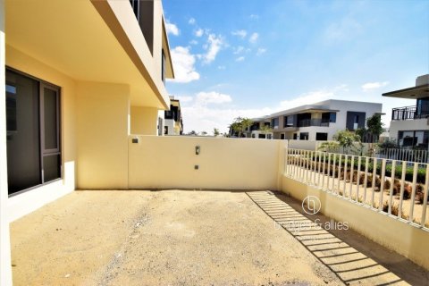 Villa in Dubai Hills Estate, Dubai 3 bedrooms, 285 sq.m. № 95278 - photo 4