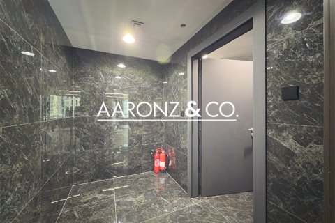 Office in Jumeirah Lake Towers, Dubai 87 sq.m. № 95267 - photo 12