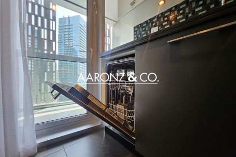 Apartment in Cayan Tower, Dubai Marina, Dubai 2 bedrooms, 117 sq.m. № 95269 - photo 16