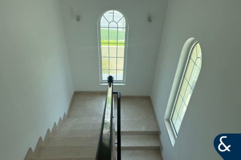 Villa in Legacy, Jumeirah Park, Dubai 3 bedrooms, 328 sq.m. № 76433 - photo 5