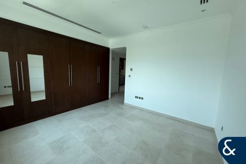Villa in Legacy, Jumeirah Park, Dubai 3 bedrooms, 328 sq.m. № 76433 - photo 10