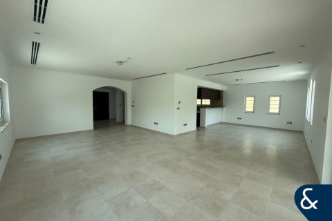 Villa in Legacy, Jumeirah Park, Dubai 3 bedrooms, 328 sq.m. № 76433 - photo 4
