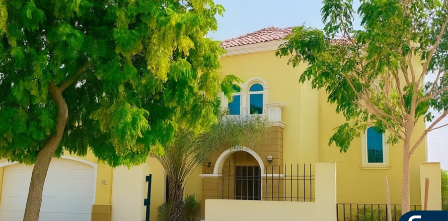 Villa in Legacy, Jumeirah Park, Dubai 3 bedrooms, 328 sq.m. № 76433
