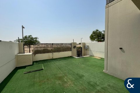 Villa en Town Square, Dubai, 3 dormitorios, 191 m², № 76435 - foto 3