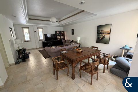 Townhouse in Victory Heights, Dubai Sports City, Dubai 4 bedrooms, 250 sq.m. № 76434 - photo 3