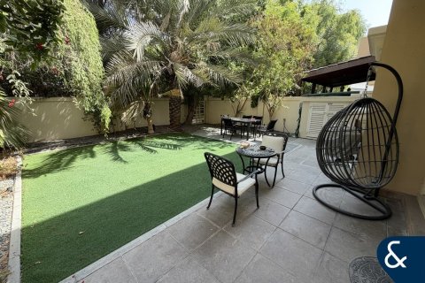 Townhouse in Victory Heights, Dubai Sports City, Dubai 4 bedrooms, 250 sq.m. № 76434 - photo 20