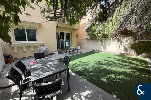 Townhouse in Victory Heights, Dubai Sports City, Dubai 4 bedrooms, 250 sq.m. № 76434 - photo 19