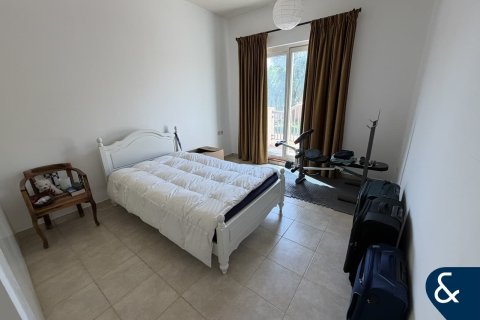 Townhouse in Victory Heights, Dubai Sports City, Dubai 4 bedrooms, 250 sq.m. № 76434 - photo 12