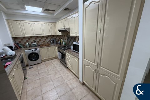 Townhouse in Victory Heights, Dubai Sports City, Dubai 4 bedrooms, 250 sq.m. № 76434 - photo 6