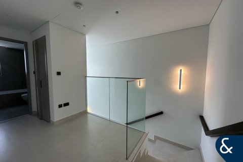 Villa in Aura, Tilal Al Ghaf, Dubai 3 bedrooms, 201 sq.m. № 76436 - photo 18