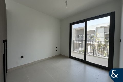 Villa in Aura, Tilal Al Ghaf, Dubai 3 bedrooms, 201 sq.m. № 76436 - photo 12