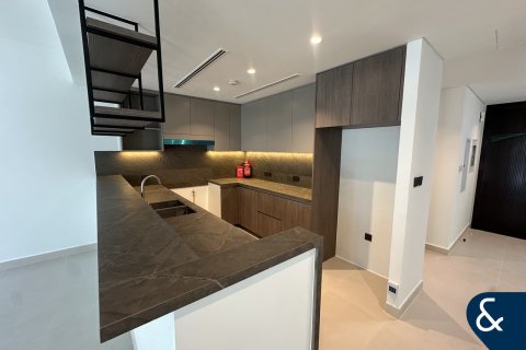 Villa in Aura, Tilal Al Ghaf, Dubai 3 bedrooms, 201 sq.m. № 76436 - photo 3