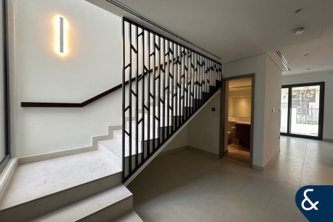 Villa in Aura, Tilal Al Ghaf, Dubai 3 bedrooms, 201 sq.m. № 76436 - photo 4