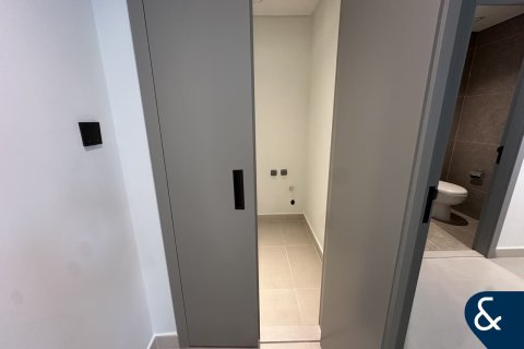 Villa in Aura, Tilal Al Ghaf, Dubai 3 bedrooms, 201 sq.m. № 76436 - photo 10