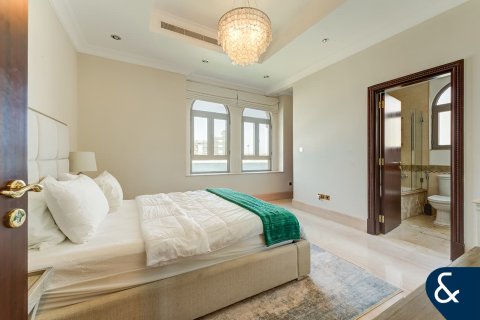 Villa in Signature Villas, Palm Jumeirah, Dubai 7 bedrooms, 1245 sq.m. № 76438 - photo 16