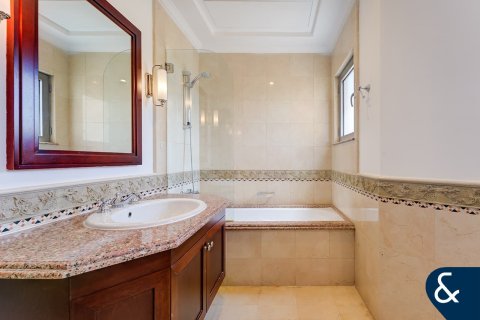 Villa in Signature Villas, Palm Jumeirah, Dubai 7 bedrooms, 1245 sq.m. № 76438 - photo 15