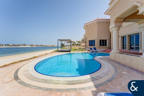 Villa in Signature Villas, Palm Jumeirah, Dubai 7 bedrooms, 1245 sq.m. № 76438 - photo 2