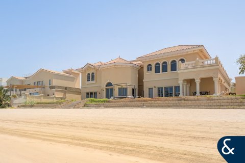 Villa in Signature Villas, Palm Jumeirah, Dubai 7 bedrooms, 1245 sq.m. № 76438 - photo 4