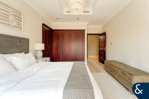 Villa in Signature Villas, Palm Jumeirah, Dubai 7 bedrooms, 1245 sq.m. № 76438 - photo 18