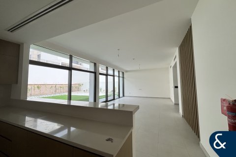 Villa in Al Furjan, Dubai 4 bedrooms, 588 sq.m. № 76439 - photo 5