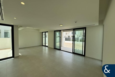 Купить виллу в Caya, Arabian Ranches 3, Дубай: 4 спальни, 412м², № 75083 - фото 6