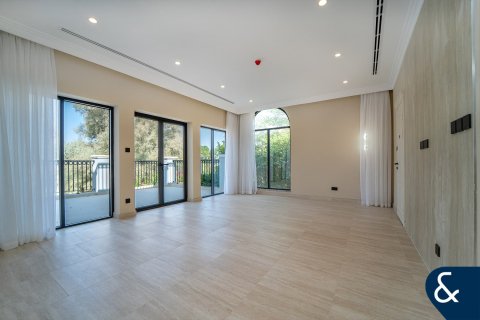 Villa à Jumeirah Golf Estates, Dubai, 5 chambres, 692 m², № 75084 - photo 10