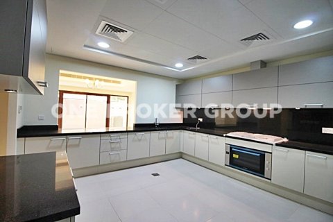 Maison de ville à Meydan, Dubai, 4 chambres, 352.2 m², № 366 - photo 2