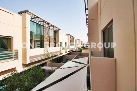Maison de ville à Meydan, Dubai, 4 chambres, 352.2 m², № 366 - photo 22