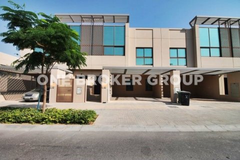 Maison de ville à Meydan, Dubai, 4 chambres, 352.2 m², № 366 - photo 1