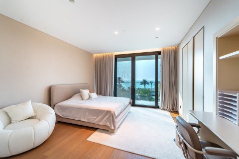 Apartment in Palm Jumeirah, Dubai 5 bedrooms, 896 sq.m. № 120573 - photo 21