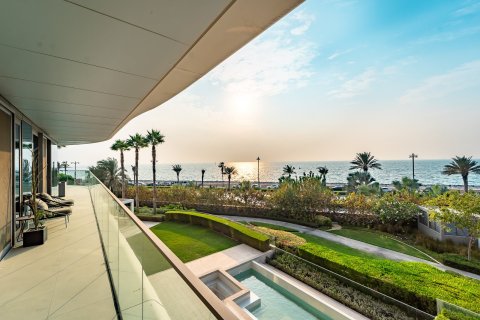 Apartment in Palm Jumeirah, Dubai 5 bedrooms, 896 sq.m. № 120573 - photo 28