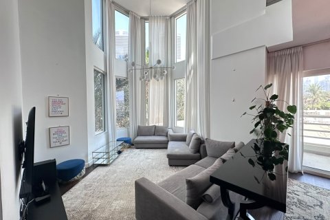 Квартира в Jumeirah Islands, Дубай, 3 спальни, 220м², № 120574