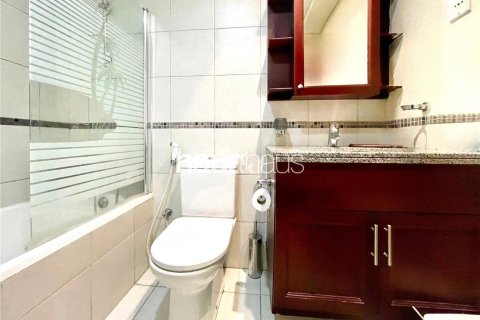 Apartamento en The Views, Dubai, 2 dormitorios, 124 m², № 44876 - foto 8