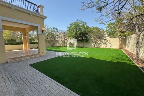 Villa in Legacy Nova Villas, Jumeirah Park, Dubai 4 bedrooms, 455 sq.m. № 16091 - photo 4