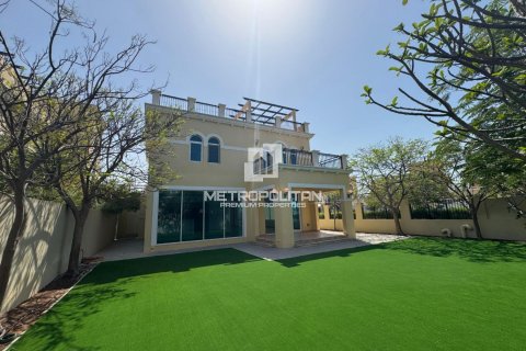 Villa in Legacy Nova Villas, Jumeirah Park, Dubai 4 bedrooms, 455 sq.m. № 16091 - photo 6