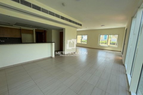 Villa in Legacy Nova Villas, Jumeirah Park, Dubai 4 bedrooms, 455 sq.m. № 16091 - photo 8