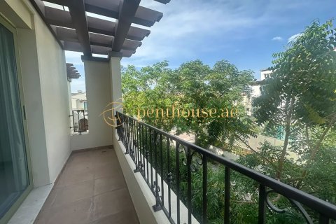 Townhouse in Mirdif, Dubai 3 bedrooms, 353 sq.m. № 16088 - photo 6