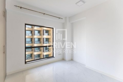 Apartment in Rimal, Jumeirah Beach Residence, Dubai 3 bedrooms, 168.43 sq.m. № 136807 - photo 10