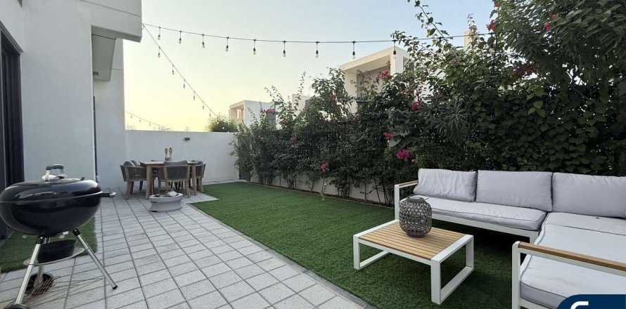 Вилла в Villanova, Dubai Land, Дубай, 4 спальни, 216м², № 75374