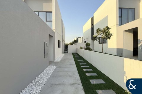 Купить виллу в Villanova, Dubai Land, Дубай: 4 спальни, 216м², № 75374 - фото 14