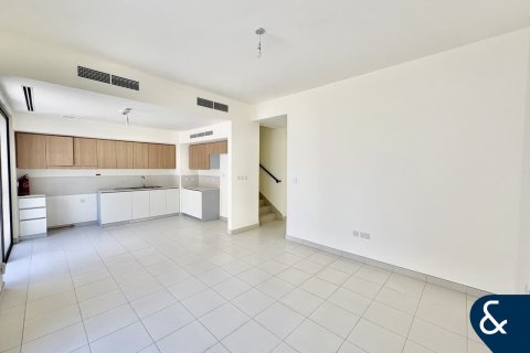 Villa en EMAAR South, Dubai South (Dubai World Central), Dubai, 4 dormitorios, 236 m², № 75375 - foto 5
