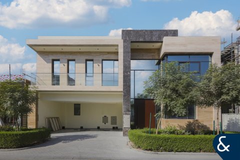 Villa in Sobha Hartland, Mohammed Bin Rashid City, Dubai 5 bedrooms, 559 sq.m. № 75370 - photo 1