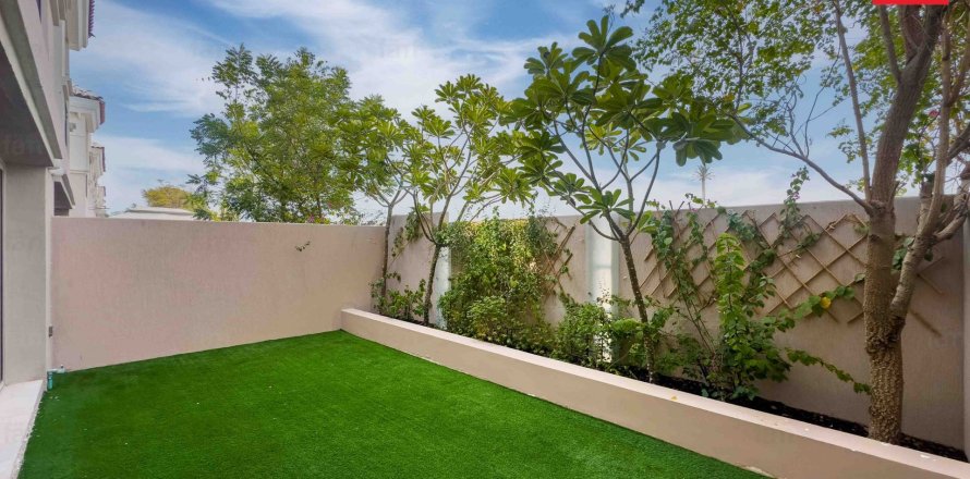 Townhouse in Dubai 2 bedrooms, 134.4 sq.m. № 47053
