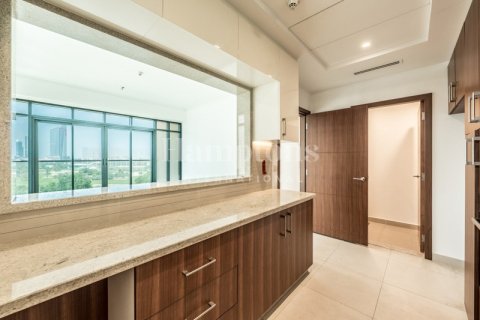 Снять в аренду квартиру в The Hills A, The Hills, Дубай: 2 спальни, 134.05902900м², № 90834 - фото 5