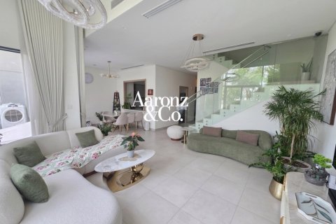 Townhouse in Al Furjan, Dubai 3 bedrooms, 238 sq.m. № 135108
