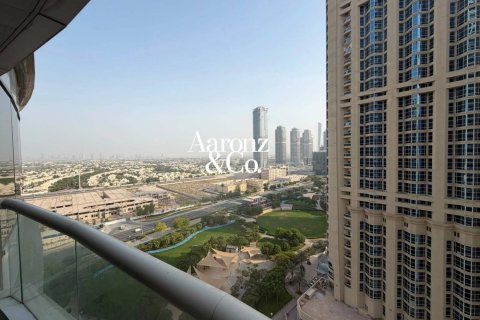 Appartement à Jumeirah Lake Towers, Dubai, 3 chambres, 177 m², № 135107 - photo 2
