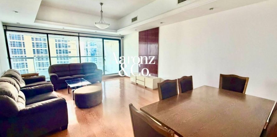 Appartement à Jumeirah Lake Towers, Dubai, 3 chambres, 177 m², № 135107
