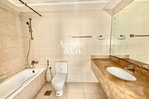 Appartement à Jumeirah Lake Towers, Dubai, 3 chambres, 177 m², № 135107 - photo 5