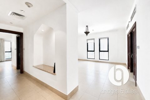 Apartment in Old Town, Dubai 2 bedrooms, 133 sq.m. № 135102 - photo 8